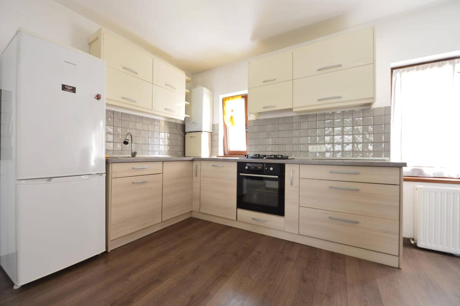 Apartament Astra Bn70 Leilighet Braşov Eksteriør bilde